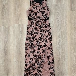 PINK MAXI DRESS WITH BLACK ROSES